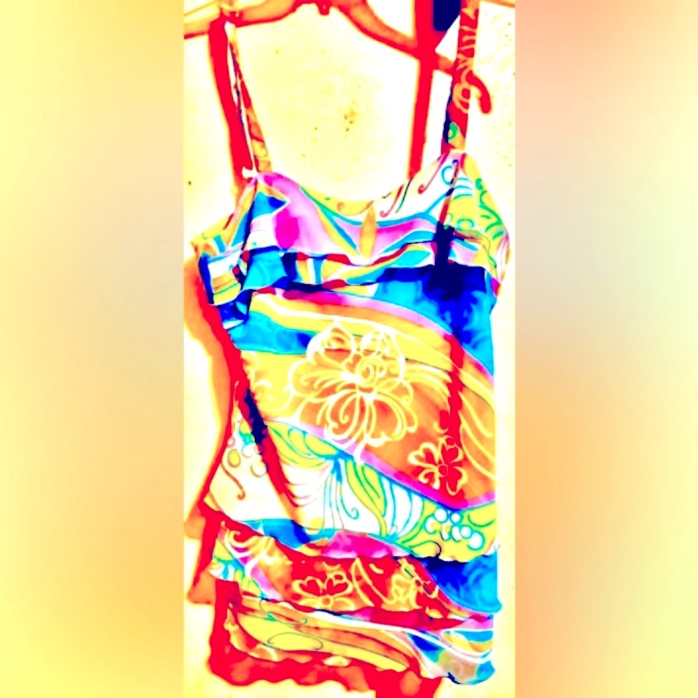 WORK TO WEEKEND Floral Top w/ Ruffles, Vibrant Colors, Adjustable Straps, 8